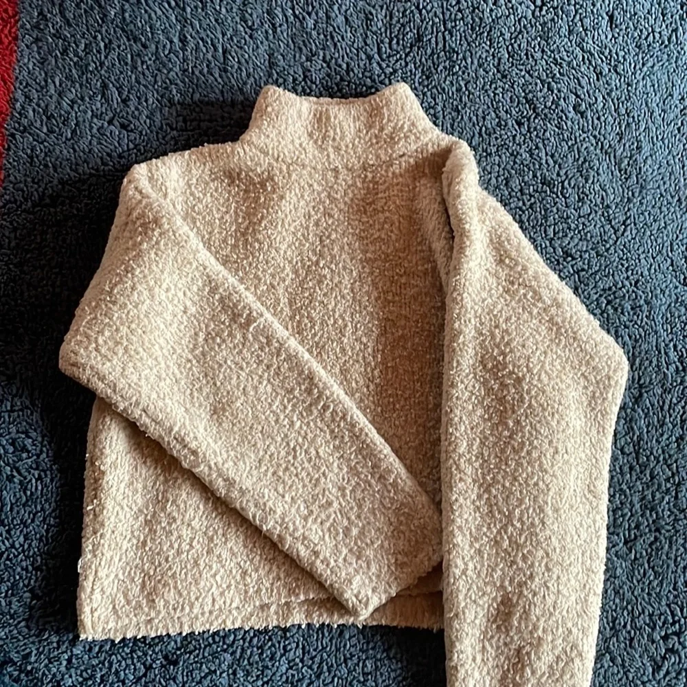 Universal Thread Sweater - Picture 1 of 1